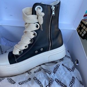 CRISTIANZEROTRE SHOES Size 8